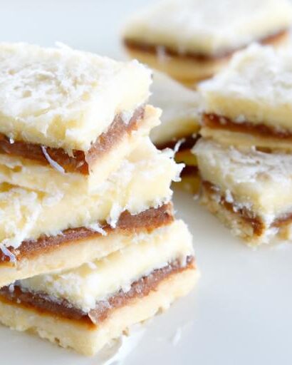 Chewy Coconut Macaroon Bars: A Tropical Treat to Savor