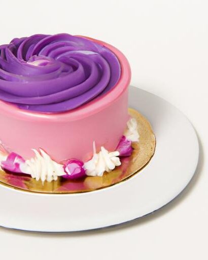 Perfect Royal Icing Recipe: The Sweet Art of Decoration