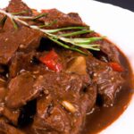 Slow-Cooked Cube Steak: Easy Crock Pot Comfort Recipe