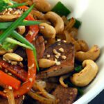 Savory Thai Peanut Steak Bowl: A Flavor-Packed Delight