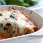 Hearty Mushroom and Spinach Lasagna: A Veggie Delight