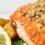 Crispy Garlic Parmesan Crusted Salmon: A Flavorful Delight