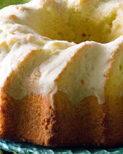 Zesty Delight: How to Make a Classic 7 Up Cake from Scratch