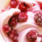 Refreshing Raspberry Frozen Yogurt: A Sweet, Tangy Delight