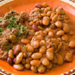 Hearty Baked Beans with Ground Beef: A Comfort Food Classic